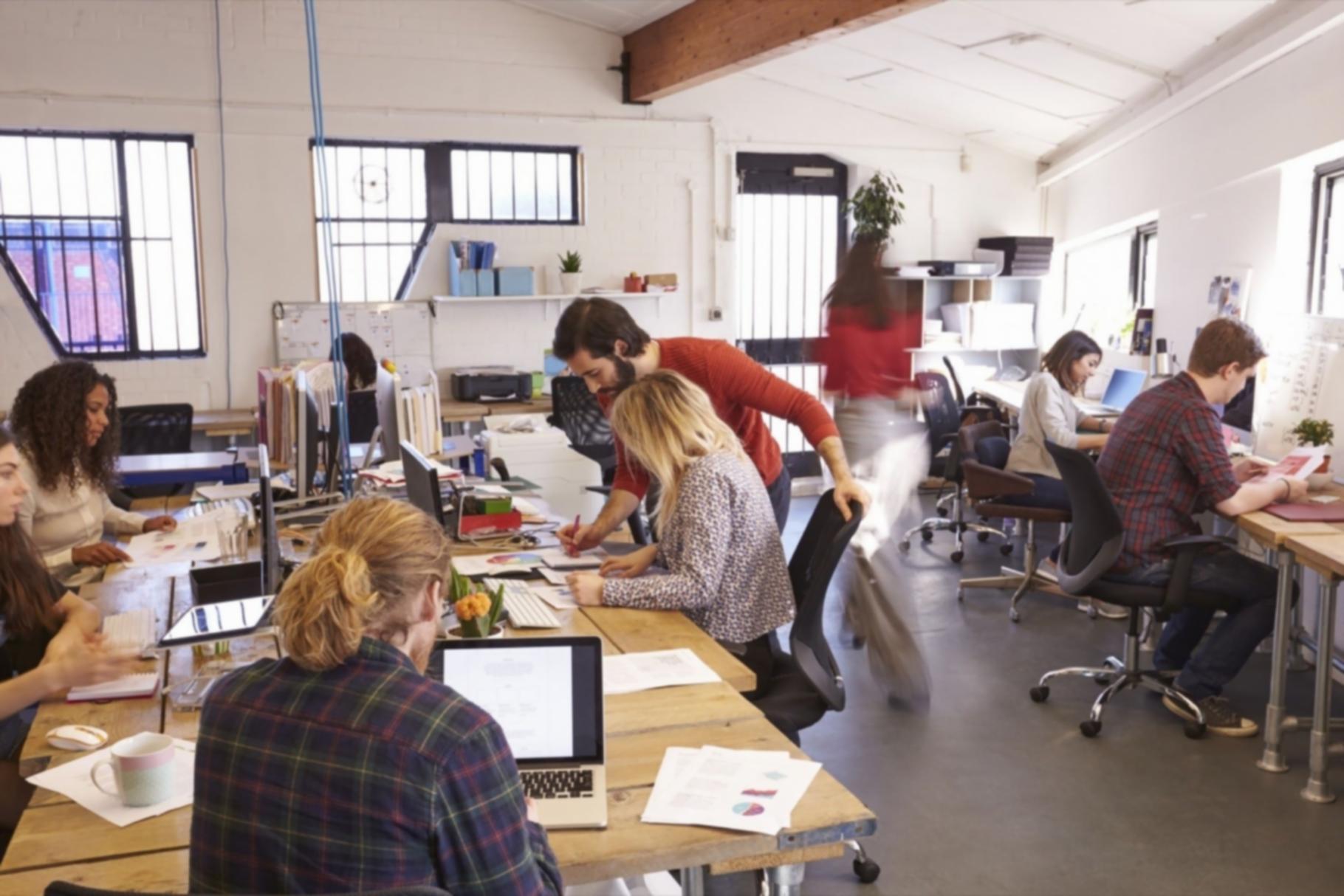 Teilnehmer in einem interaktiven Kurs